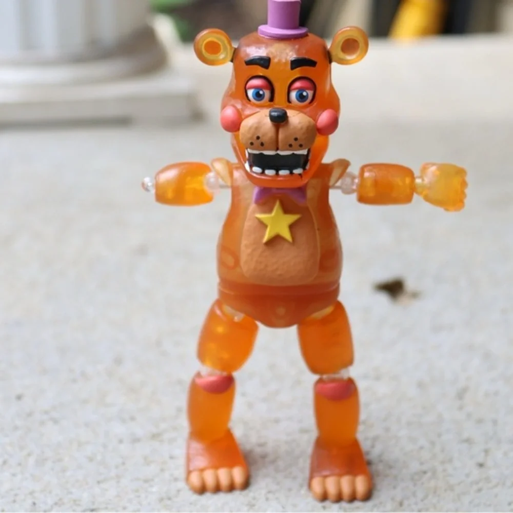 Five nights‎ at Freddy’s fazbear articulated figure. Missing pieces